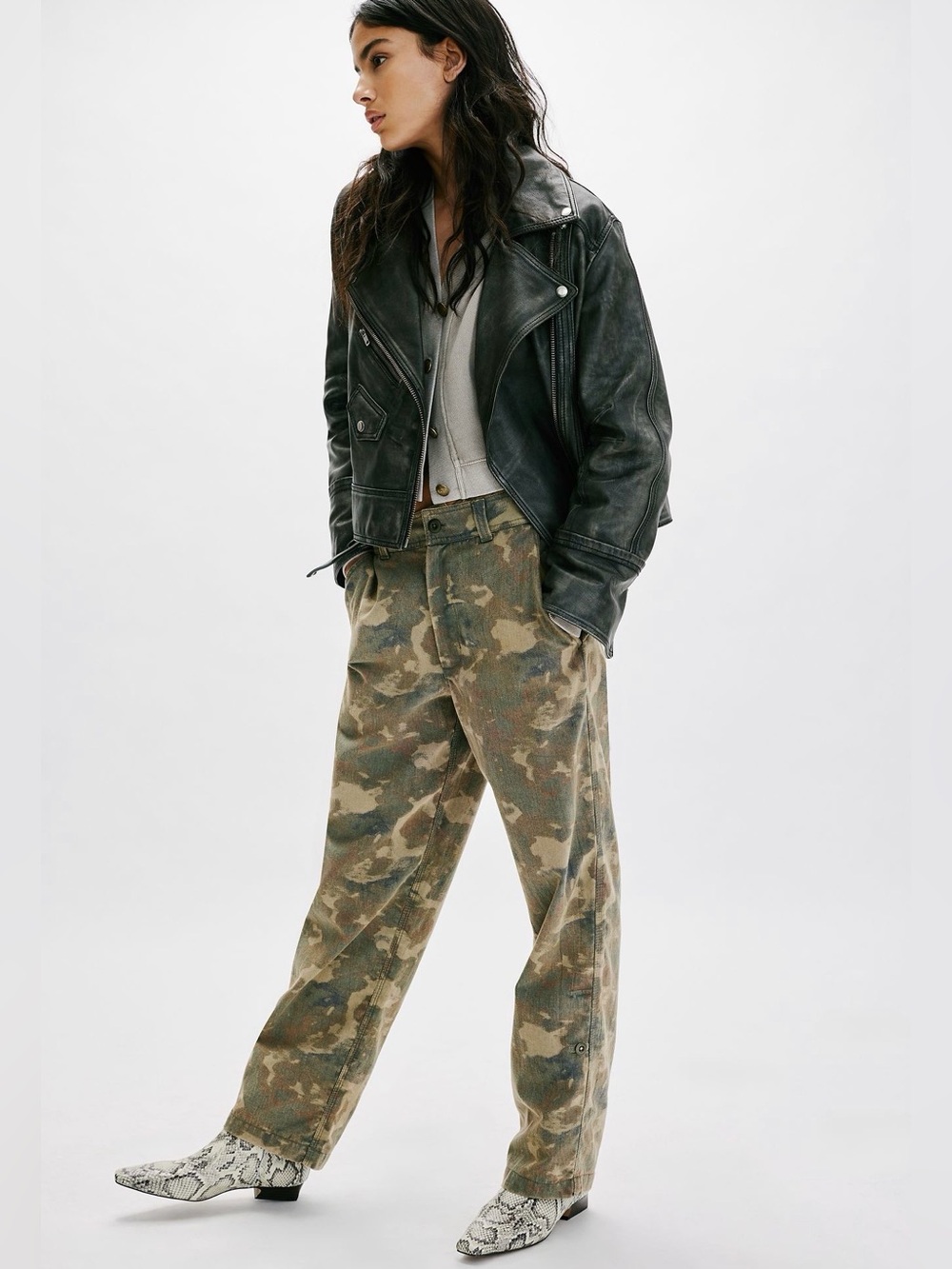 Free People Cleo Camo Chino Pants Size 6